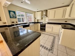 Open Plan Dining Kitchen- click for photo gallery